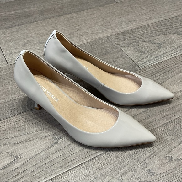 Emmy Deveaux Harper Pumps in Sand Colour, Size 9 - Picture 7 of 7